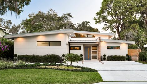 Mid Century Revival - Contemporary - Exterior - Miami - by Houchin Construction Inc | Houzz Coastal Mid Century Modern Exterior, Mid Century Cottage Exterior, Mid Century Modern House Exterior Ranch Style, Mcm Exterior Makeover, Mid Century Modern Exterior Design, Mid Century Modern Facade, White Mid Century Modern Exterior, Beach House Exterior Modern, Midcentury Home Exterior