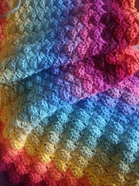 Crochet rainbow blanket by @crochetbyali Muted Rainbow Crochet Blanket, Afgans Crochet, Crochet Display, Crochet Rainbow Blanket, Rainbow Crochet Blanket, Crochet Afgan, Adult Blankets, Crochet Blanket Rainbow, Crochet Snail