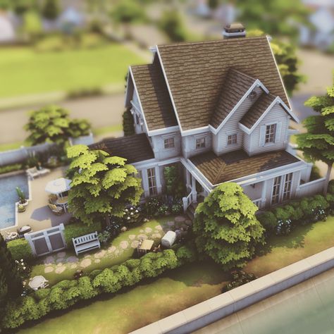 Sul Sul ! Another cozy basegame family home! There is also a Speedbuild on my YouTube channel -> Link in bio ♥♥♥ ❤️✨🌺❤️✨🌺❤️✨🌺 ✨No CC ✨30x20 (Willow Creek) ✨3x🛌 ✨3x🚽 ✨Pool and Greenhouse ✨Reshade Preset my own / Edit done with Photoshop/ Lightroom ❤️✨🌺❤️✨🌺❤️✨🌺 #thesims4builds #thesims4homes #showusyourbuilds #sccregram #somesimlishbuild #simstagram #thesims #sims #thesims4 #ts #ts4 #thesims4house #simsbuild #thesims4home #simshouse #games #PS4 #sims4nocc #instagood #gamer #design #lands... Sims 4 Family Home 30x20, Sims 4 Cozy Family Home, Sims 4 Plant House, Oasis Springs Sims 4, Sims 4 Willow Creek House, Sims 4 Family House, Gamer Design, Games Ps4, Sims 4 Family