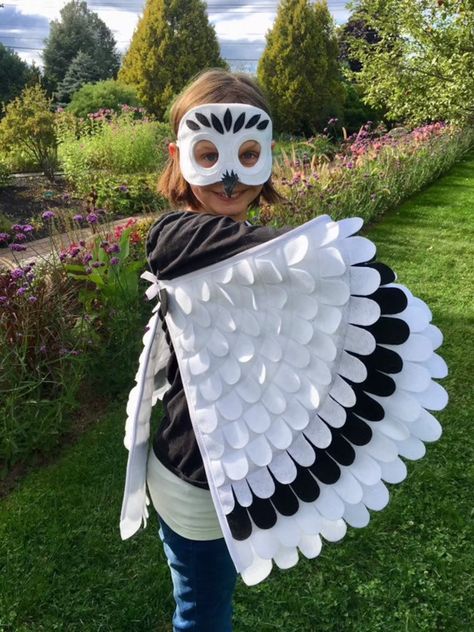 Snow Owl Costume, Owl Costumes, Owl Halloween Costumes, Harry Potter Kostüm, Owl Wings, Owl Mask, Owl Costume, Costumes Around The World, Felt Mask