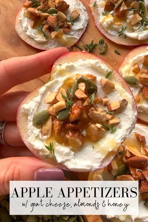 Enjoy this sliced apple appetizer with goat cheese, almonds and honey at your next get together for a little something that’s sweet, tart and crunchy and super easy to make! #appleappetizer #appletizers #appetizers #goatcheese #apples # Apple Pizza, Sliced Apple, Goat Cheese Appetizer, Cold Appetizers, Charcuterie Recipes, Appetizer Bites, Cheese Appetizers, Party Food Appetizers, Fresh Thyme