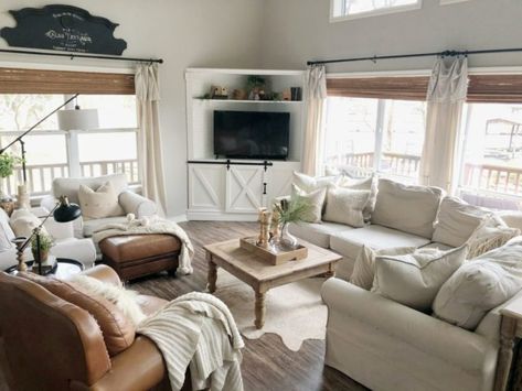 10 Small Living Room With TV Ideas That We Want to Copy ASAP - Decoholic Room With Tv Ideas, Living Room With Tv Ideas, Small Living Room With Tv, Tv In Corner, Tv In Corner Of Living Room, Corner Tv Ideas, Corner Of Living Room, Living Room With Tv, Room With Tv