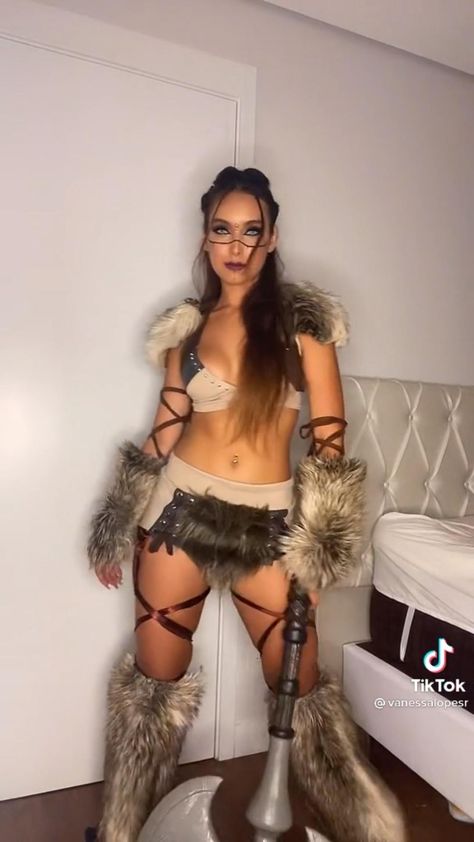 Viking Rave Outfit, Hot Viking Woman, Vikings Women Costume, Viking Dance Costume, Viking Womens Costume, Viking Costume Ideas Women, Diy Barbarian Costume Women, Viking Costume Female Diy Simple Ideas, Halloween Viking Costumes Women