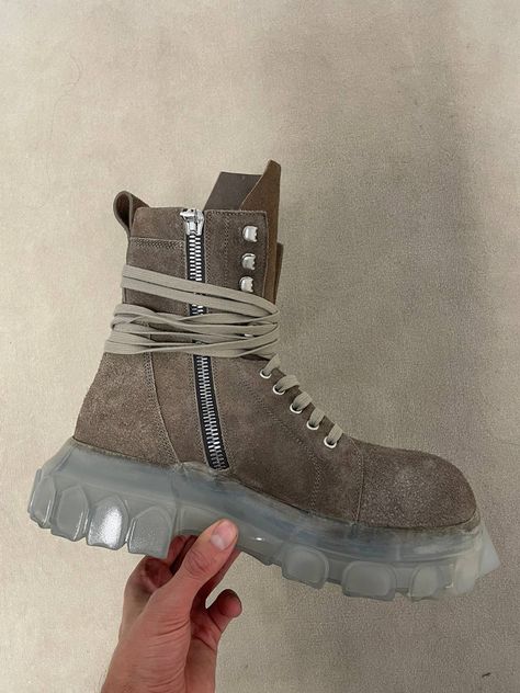 Rick Owens Footwear, Rick Owens Tractor Boots, Rick Owen Boot, Rick Owens Outfit, Shoe Rotation, Rick Owens Boots, Rubi Rose, Vetements Shoes, Rick Owens Shoes