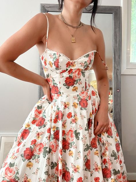 House of CB Review - I spent $4,000 on House of CB Dresses! Summer Dresses Beach, Carmen Dress, Summer Dress Floral, Mini Dress Bodycon, Cottagecore Dresses, Backless Dress Short, House Of Cb Dresses, Dresses Beach, Cottagecore Dress