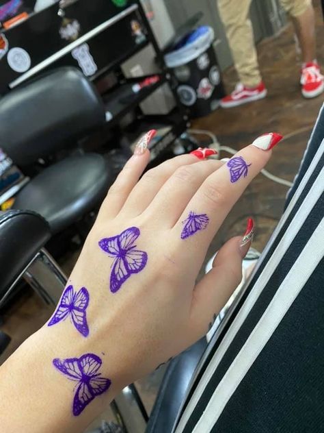 Hand Tattoos For Women 2023, Small Unique Hand Tattoos, Red Butterfly Hand Tattoo, Red Butterfly Tattoo On Hand, Butterfly Hand Tattoo For Women, Tattoo Butterfly Hand, Baddie Transformation, Butterfly Hand Tattoos, Womans Tattoos