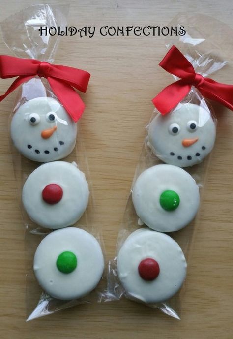 Chocolate Covered Oreo Cookie Snowman Snowman Christmas | Etsy Snowman Cookies, Chocolate Covered Oreo, Oreo Cookie, Christmas Favors, Navidad Diy, Christmas Party Food, Christmas Snacks, Homemade Christmas Gifts, Christmas Goodies