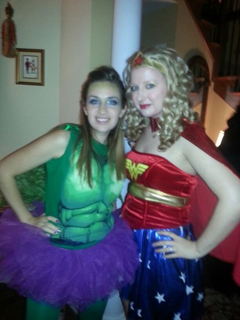 Hulk and wonder woman She Hulk Costume Diy, Hulk Costume For Women, She Hulk Costume, Hulk Costume, Hulk Party, Car Rally, School Halloween, Holloween Costume, Costume For Women