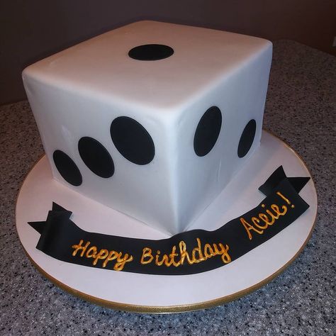 Ace dice cake Dice Birthday Cake, Dice Cake Ideas, Game Night Cake, Dice Cake, Cakes For Men, Birthday Games, Game Night, 21st Birthday, Theme Party