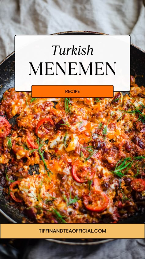 Menemen in a pan on a cloth Turkish Menemen, Menemen Recipe, Delicious Smoothie Recipes, Breakfast Spread, Easy Weekday Meals, Turkish Breakfast, Yummy Smoothie Recipes, Middle Eastern Recipes, Breakfast Brunch Recipes