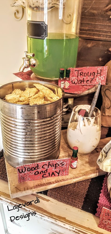 Cowboy Birthday Party Food Ideas, Dude Ranch Party Ideas, My First Rodeo Food Table, Cowboy Party Food Western Theme, Cowboy Party Snacks, Rodeo Theme Party Food, Cowboy Baby Shower Food Ideas, Rodeo Birthday Food Ideas, Western Party Snacks