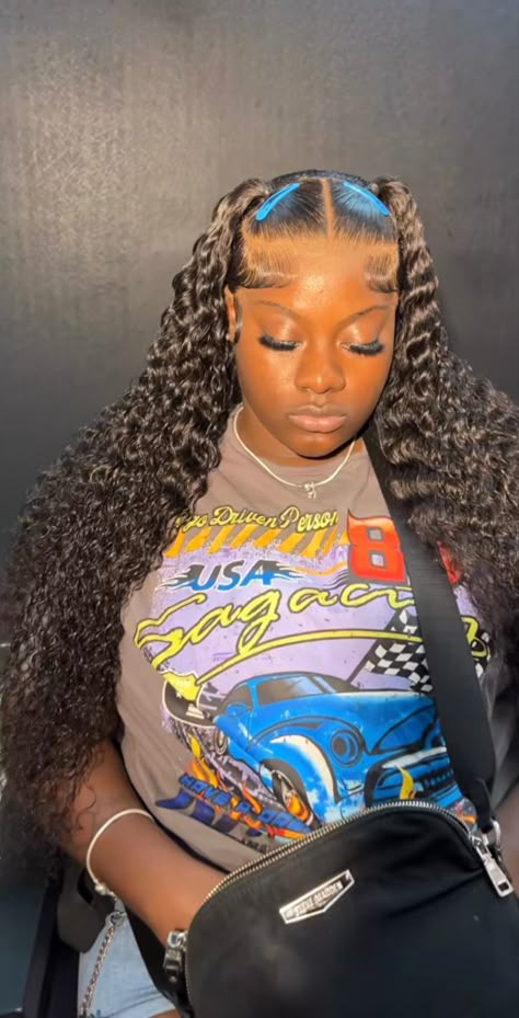 Styles For Curly Lace Front Wigs, Deep Wave Styles, Wig Hairstyles Ideas Black Women Curly, Curly Wig Hairstyles Black Women, Faux Locs Marley Hair, Cute Weave Hairstyles, Barbie Hairstyle, Weave Ponytail Hairstyles, Frontal Wig Hairstyles