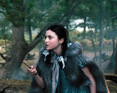 Into the Woods - Little Red Riding Hood Red Riding Hood Into The Woods, Into The Woods Red Riding Hood, Little Red Into The Woods, Ylfa Snorgelsson, Lilla Crawford, Into The Woods Musical, Into The Woods Movie, Disney Core, King Robert Baratheon