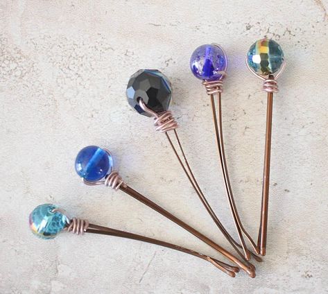 Scarf Pins Diy, Leather Necklace Diy, Hair Pins Diy, Wrapped Hair, Pins Diy, Wire Projects, Beaded Hair Pins, Beaded Hair Clips, Bead Hair Accessories