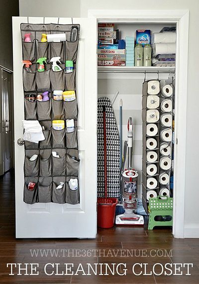 Cleaning Closet Organization, Small Apartment Organization, Organized Closet, Hanging Shoe Organizer, Kabinet Dapur, Shoe Shelves, Small Closets, Closet Organization Diy, Apartment Organization