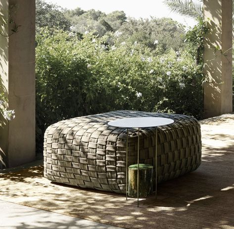 The Hyde Pouf by Vincent Van Duysen is designed to enhance the comfort of the outdoor living space. Crafted from waterproof materials, its interwoven band finish echoes the Palinfrasca theme. To pair with any chair or sofa from the Outdoor Collection. Dimensions: W 35 3/8” x H 15 3/4” x D 35 3/8” Weaving in polypropylene band in Anthracite Grey Outdoor Beanbag Chairs, Luxury Terrace, Italian Furniture Modern, Vincent Van Duysen, Garden Coffee Table, Outdoor Coffee Table, Outdoor Pouf, Grand Hyatt, Outdoor Ottomans