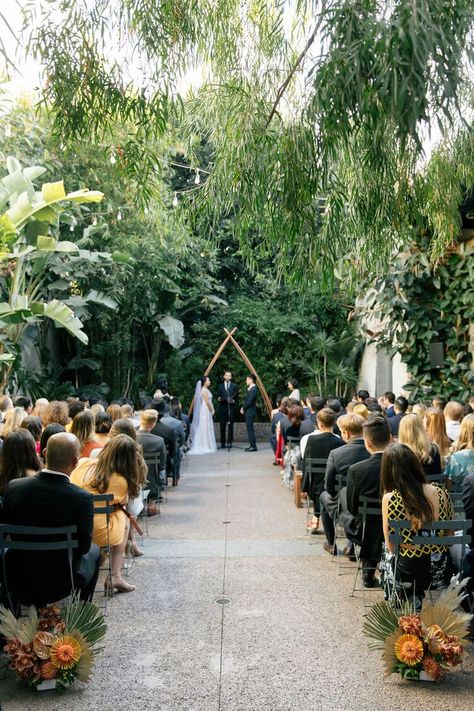 Noodle Party, Tropical Wedding Ceremony, Modern Tropical Wedding, Socal Wedding Venues, La Wedding Venues, San Diego Wedding Venues, Scene Setters, Wedding Venue Los Angeles, Socal Wedding