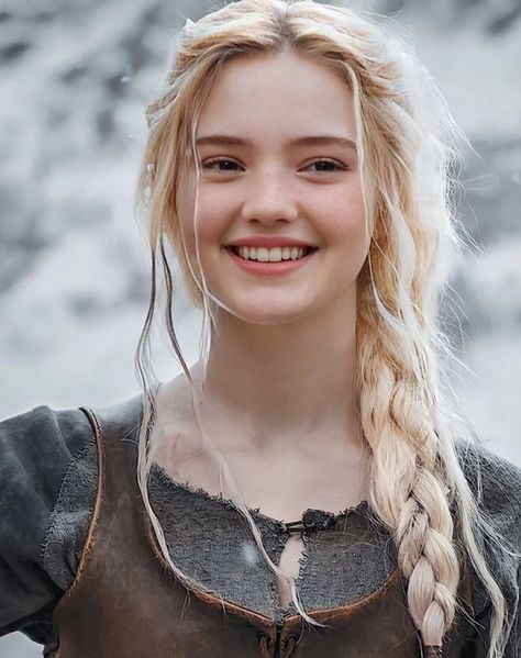 Blonde Face Claim Female, Blonde Woman Face Claim, Fairy Face Claim, Soft Features Face, Blonde Female Face Claim, Face Claims Female Blonde, Blonde Female Character Inspiration, Targaryen Face Claim, Face Claims Female