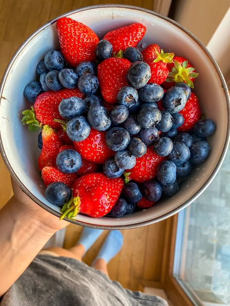 Colorful Food, Food L, Healthy Food Dishes, Summer Eating, Healthy Food Motivation, Tasty Bites, Delicious Fruit, Food Videos Cooking, Dessert Drinks