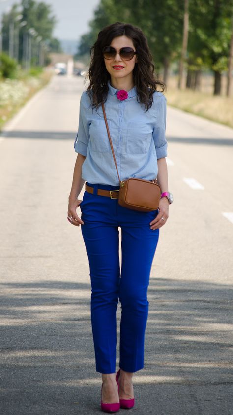 Cobalt blue with pops of fuchsia and brown Bright Blue Pants Outfit Women, Cobalt Pants Outfit, Cobalt Blue Pants Outfit, Blue Wide Leg Pants Outfit, Royal Blue Pants Outfit, Electric Blue Pants, Cobalt Pants, Cobalt Blue Outfit, Cobalt Blue Pants