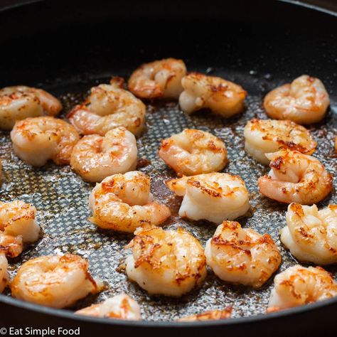 Frying Shrimp In A Pan, How To Cook Shrimp In A Pan, Easy Skillet Shrimp Recipes, Shrimp Pan Fried, Pan Cooked Shrimp Easy Recipes, Shrimp Stove Top Recipes, How To Sauté Shrimp, Sauted Shrimp Easy, How To Fry Shrimp In A Pan