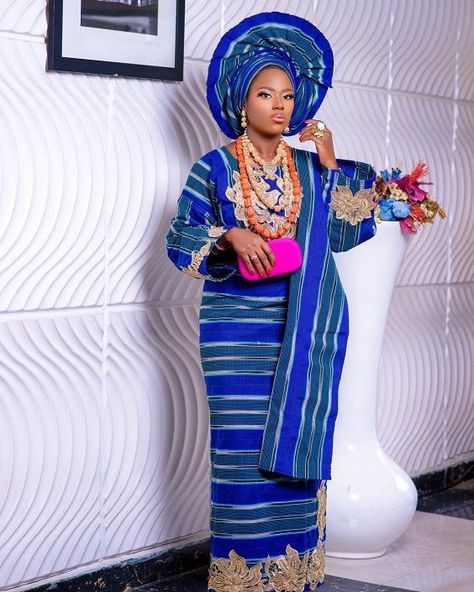 Yoruba bride Northern Kente, Nigerian Traditional Attire, Latest Asoebi Styles, Yoruba Bride, Nigerian Culture, African Weddings, African Wedding Attire, Kente Dress, African Traditional Wedding