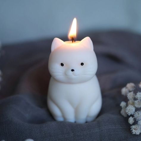 “Cosy Up Your Home with These Handpicked Etsy Gems!” – Mojo's Collections Cat Related Gifts, Giant Dog Beds, Cat Candles, Kitten Decor, Candle Home Decor, Cat Candle, Candle Safety, Photo Candles, Candle Business