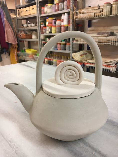 Tea pot on progress 👍🏻 ceramic teapot Coil Pottery Teapot, Teapot Clay Ceramics, Hand Built Teapot, Ceramic Teapots Handbuilt, Clay Modelling, On Progress, Coil Pottery, Pottery Teapots, Ceramic Teapot