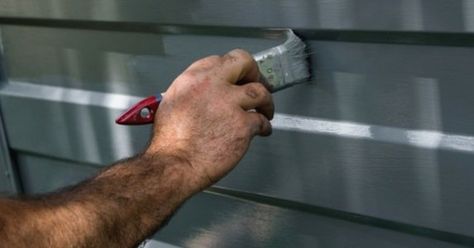 15 Places to Paint Before Putting Your House on the Market Roll Up Garage Door, Aluminium Garage Doors, Metal Garage Doors, Garage Door Paint, Aluminum Garage, Best Garage Doors, Old Garage, Metal Garages, Roller Doors