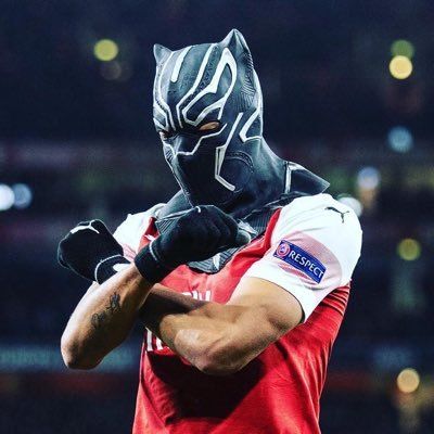 Nebs on Twitter: "Aubameyang just has one job to do today for Twitter to crash… " Avatar Football, Aubameyang Arsenal, Football Celebrations, Arsenal Wallpapers, Football Artwork, Anime Rapper, Football Players Images, Arsenal Football Club, Best Football Players