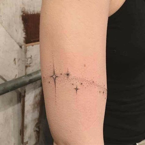 Shooting Star Tattoo, Abstract Tattoo Ideas, Constellation Tattoo, Flame Tattoos, Galaxy Tattoo, Star Tattoo, Cute Tiny Tattoos, Small Hand Tattoos, Top Tattoos