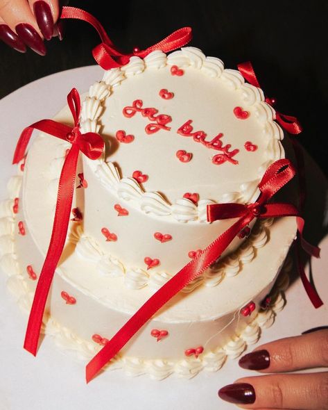 birthday cake, birthday, birthday cake inspo, red bow, red heart, sagittarius, sagittarius season, sagittarious birthday cake, red bow cake, red heart cake, red nails, holiday cake, holiday party, birthday party inspo, zodiac , zodiac birthday cake, coquette cake, bow cake Red Bow Birthday Theme, Sag Birthday Cakes, Saggitarius Cake Design, Sagittarius Cake Ideas, Sag Cake, Sagittarius Birthday Ideas, Sagittarius Baby Cake, Zodiac Birthday Cake, Birthday Cake 27