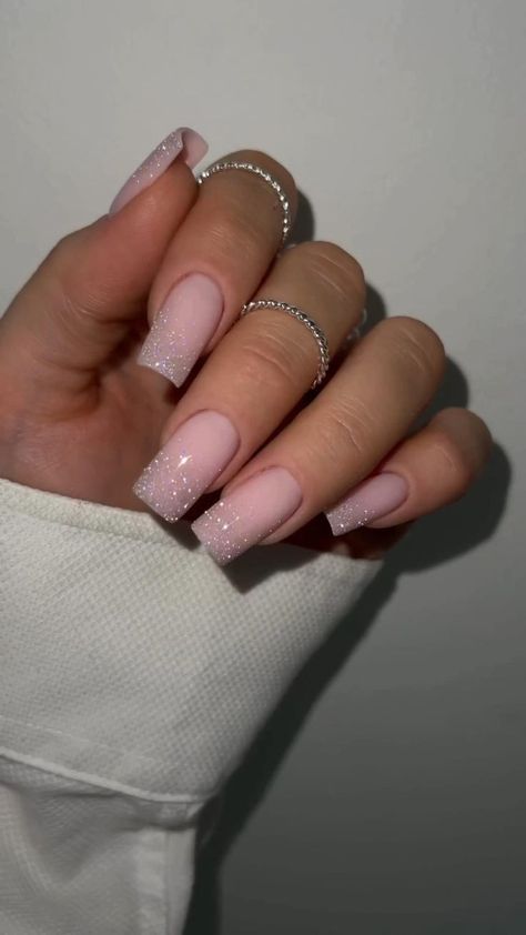 Pink Tip Nails, Simple Gel Nails, Basic Nails, New Nails, Classic Nails, Nails Only, Sparkle Nails, Silver Nails, Xmas Nails