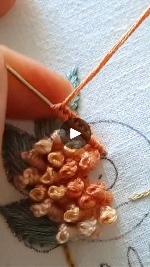 3d Embroidery Techniques, Embroidery Video, Ideas Embroidery, Trending Reels, Stitching Techniques, Embroidery Videos, Viral Video, Flower Embroidery, Video New