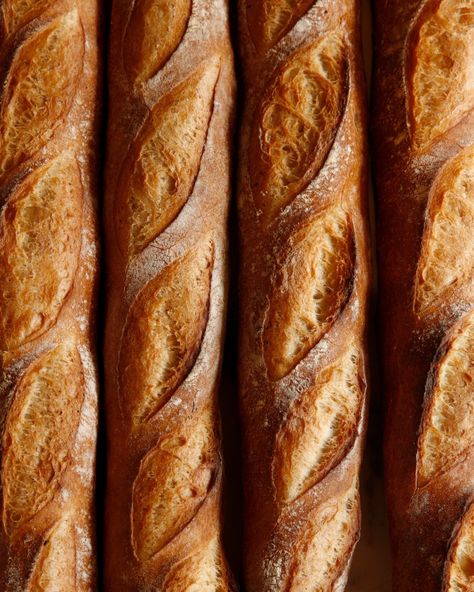 Paris Baguette Aesthetic, Homemade Bread Photography, Artisan Bread Aesthetic, Baguette Aesthetic Paris, Bread Pictures, Bread Branding, Bread Photos, Bakery Marketing, Bread Aesthetic