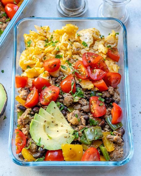 Breakfast Scramble Clean Eating Meal Prep Bowls! - Clean Food Crush Cleanfoodcrush Recipes Breakfast Meals, Breakfast Burrito Bowl Meal Prep, Hearty Breakfast Meal Prep, Rp Diet Recipes Breakfast, Clean Eating Meal Prep Breakfast, Healthy Breakfast On The Go Clean Eating, Healthy Breakfast Bowls Clean Eating, Meal Prep Breakfast Ideas Healthy Low Carb Easy, Clean Food Crush Meal Prep