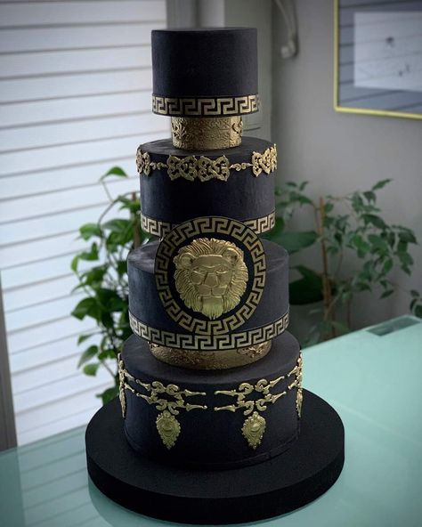 Versace Cake For Men, Versace Cake, Versace Party, Black And Gold Birthday Cake, Gatsby Cake, Money Birthday Cake, Gold Birthday Cake, Creative Party Ideas, Luxury Cake