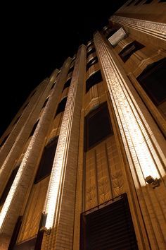 ERCO's Grasshopper fixture illuminates Walker Tower, New York / USA Facade Landscaping, Apartment Building Exterior, Landscaping Lighting, Exterior Lighting Design, Tower Apartment, Apartments Exterior, Architectural Lighting Design, Facade Lighting, Light Building