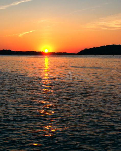 Mississippi River Sunset. The sun sets over the boaters on the Mississippi River , #sponsored, #Sunset, #sun, #Mississippi, #River, #sets #ad Mississippi River Aesthetic, Mississippi River Cruise, River Aesthetic, River Sunset, Dubuque Iowa, River Delta, Forest Trail, American Road Trip, Sun Sets