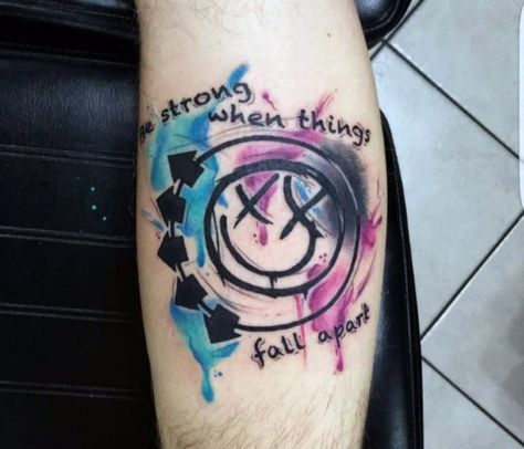 Blink 182 Logo Tattoo, Blink Tattoo, Bullseye Tattoo, Blink 182 Tattoo, Arte Viking, Tattoo Band, Smile Tattoo, Tom Delonge, Tattoo Prices