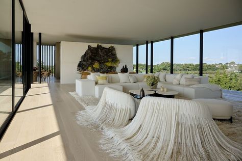 Hamptons Beach House, Kelly Behun, Hamptons Beach, Beach Retreat, Entertainment Business, Beach House Design, H U, Kitchen Room Design, Family Beach