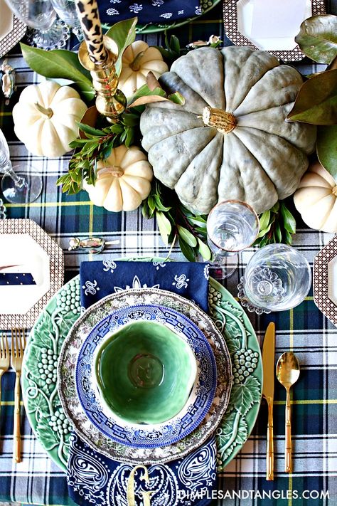 Outdoor Thanksgiving Table, Thanksgiving Table Inspiration, Tablescape Thanksgiving, Dimples And Tangles, Blue Willow Dishes, Outdoor Thanksgiving, Thanksgiving Tablescape, Thanksgiving Table Settings, Fall Tablescapes