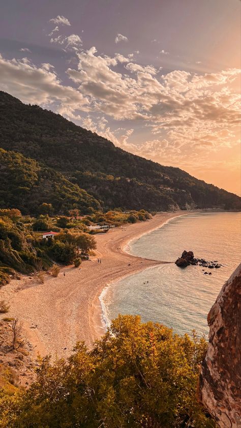 #photography #nature #greece #island #beach #travel #holiday #sunset #sunsetphotography #sea #goldenhour #mountains #beautifulview #beautifuldestination #wallpaper Greece Mountains, Samos Greece, Holiday Sunset, Samos, Island Beach, Beach Travel, Photography Nature, Beautiful Destinations, Sunset Photography