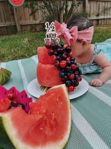 cake topper first birthday https://welrikbyava.etsy.com/listing/1480603218 Strawberry Half Birthday, Watermelon Half Birthday, Half Way To One Cake, Birthday Wood Sign, Half Way To One, Half Birthday Cakes, 2nd Birthday Photos, Baby Maker, One Cake Topper