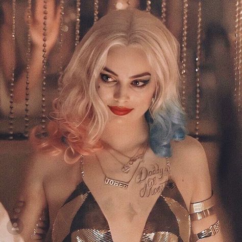 Harleen Quinn, Hahaha Joker, Harley And Joker Love, Harley Quinn Halloween, Margot Robbie Harley Quinn, Margot Robbie Harley, Harley Quinn Artwork, Harley Quinn Comic, Harley Quinn Costume