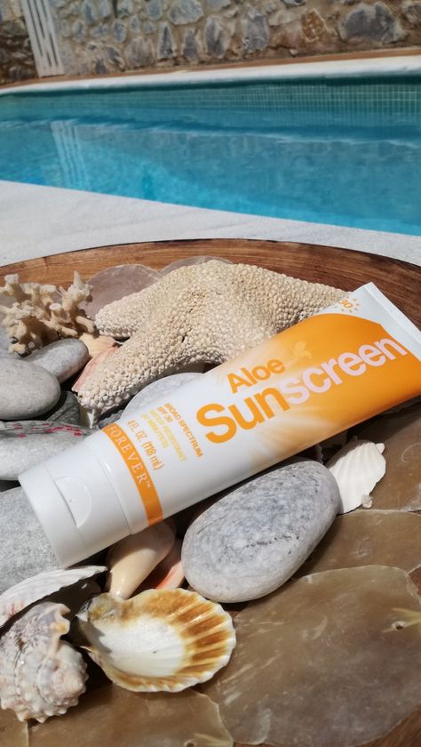 Aloe Sunscreen, Business Instagram Ideas, Forever Living Business, Forever Living Aloe Vera, Aloe Vera Drink, Greece Beach, Forever Products, Forever Business, Sun Screen