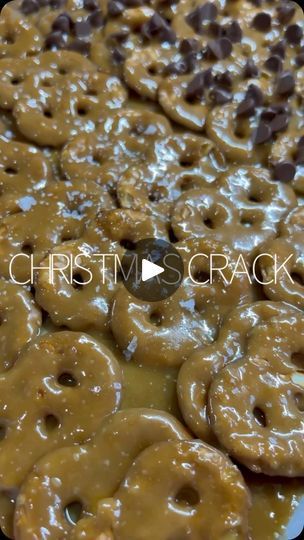 Pretzel Crisps Recipe, Pretzel Christmas, Snack Factory Pretzel Crisps, Lisa Kelly, Pretzel Crisps, Delicious Christmas Cookies, Easy Holiday Recipes, Candy Recipes Homemade, Party Dishes