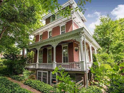 Historical Homes on Instagram: “Iowa City, Iowa 1870 For Sale $498,000 4 Bed 3 Bath 3,283sqft . . . . . . #historicalhomes #historichouse #historic #victorian #colonial…” 1900 Architecture, Finished Attic, Garden Garage, Historical Homes, Upstairs Loft, Old Mansions, A Secret Garden, Grand Homes, Iowa City