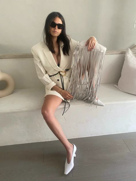 By Far Bag, Dani Michelle, Oversized Shirt Dress, The Zoe Report, Outfit Primavera, Jenner Style, Oversized Dress, Vintage Pieces, Beauty Inspiration