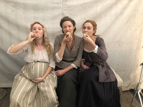 Lauren Lyle on Twitter: "Eating for 4 this weekend in ep 9 @Outlander_STARZ @caitrionambalfe @SkeltonSophie… " Outlander Funny, Women Characters, Outlander Characters, The Fiery Cross, Outlander 3, Outlander Casting, Jamie Fraser Outlander, Outlander Tv Series, Starz Series